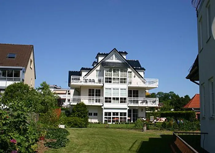 Baedervilla Bergstrasse 30 Baedervilla Bergstrasse 2 * Timmendorfer Strand